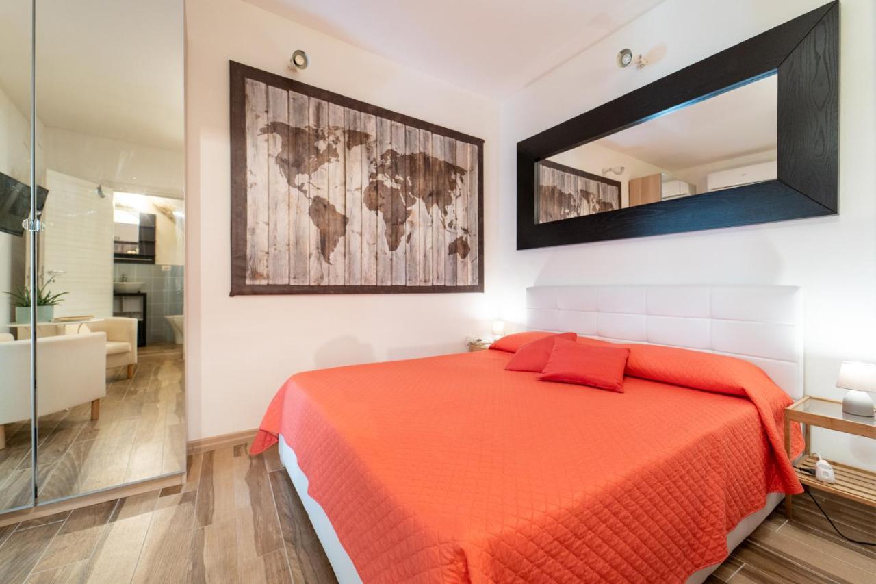 Casa Borbonica Cozy Apartment In Ortigia Ground Floor Syracuse Exterior photo